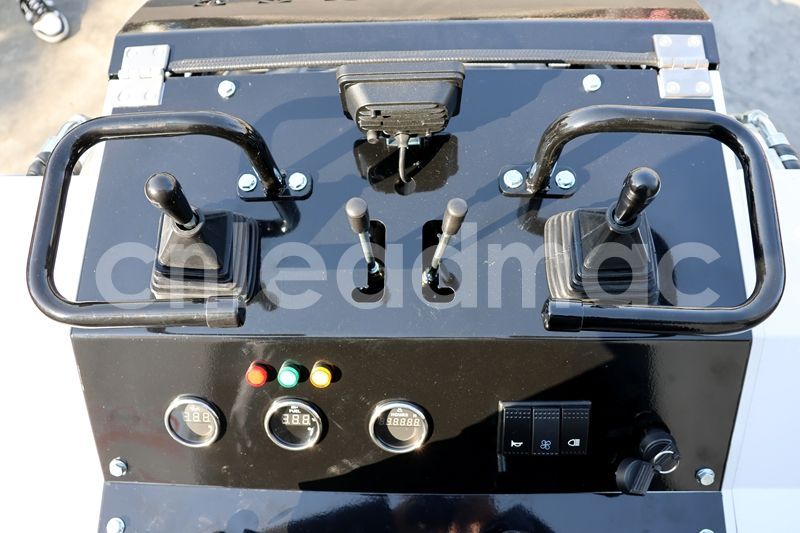 Wheeled Skid Steer Loader
