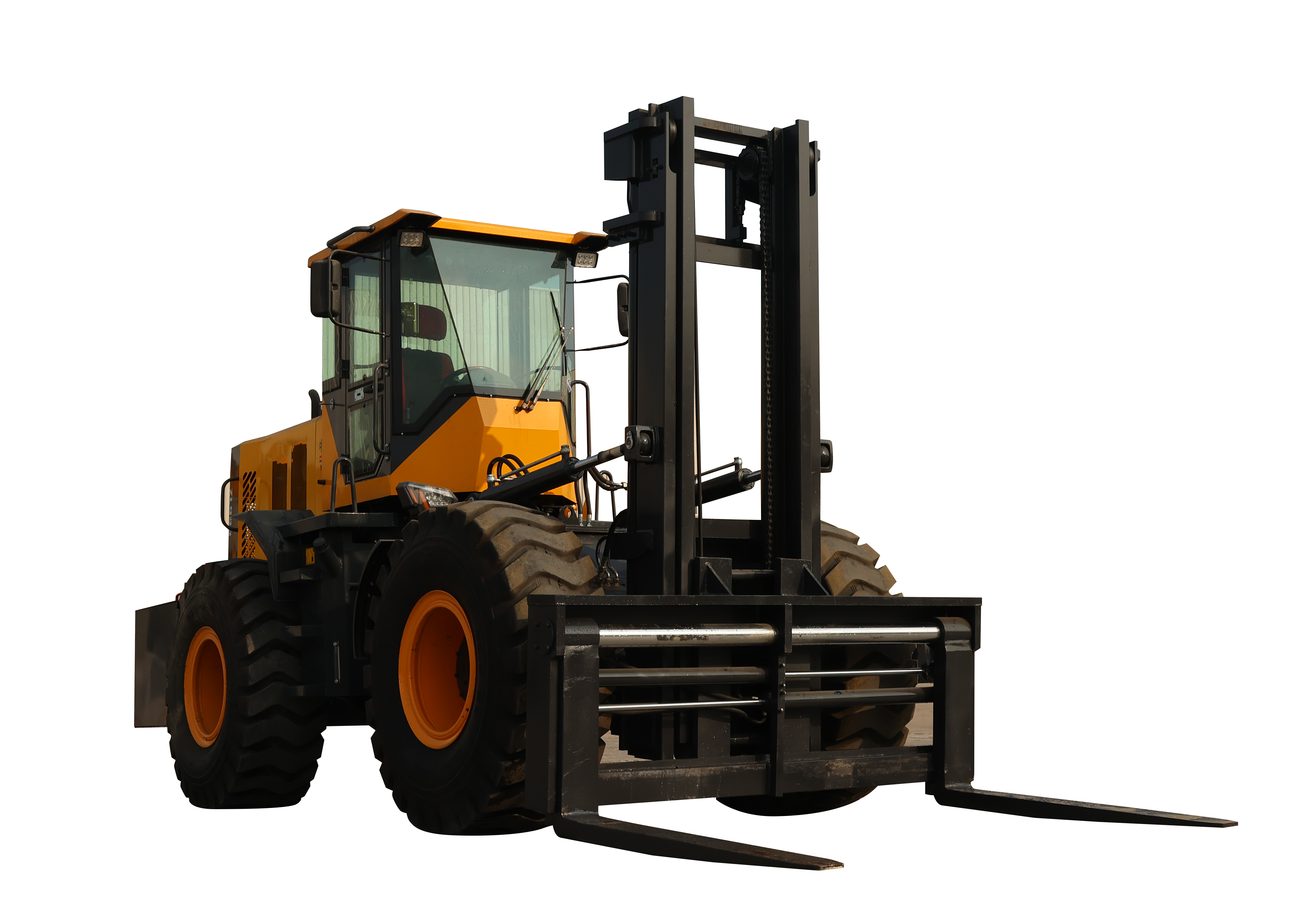 Тяжелые внедорожные вилочные погрузчики