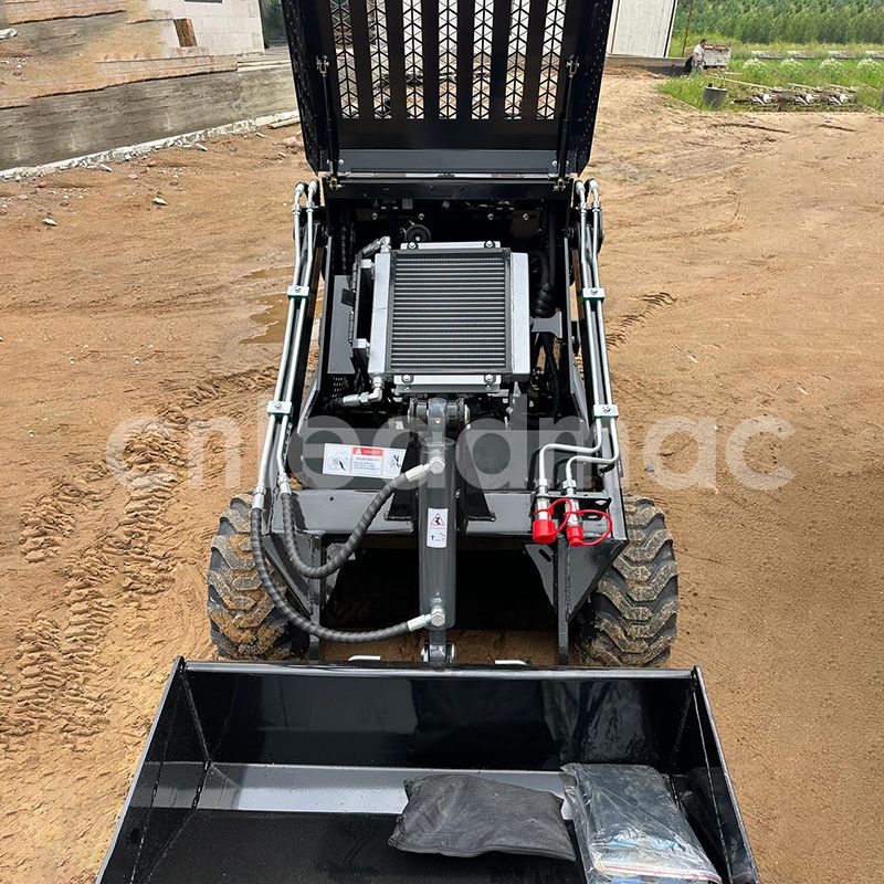 Белорусский дилер хвалит мини-погрузчик 