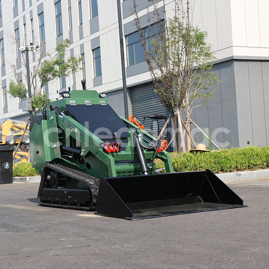 Прорывая традиционные границы: мини-погрузчики блистают в этих неожиданных областях