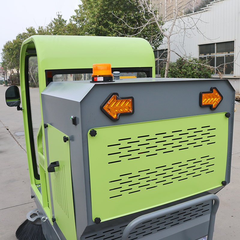 High-pressure new energy electric sweeping vehicle